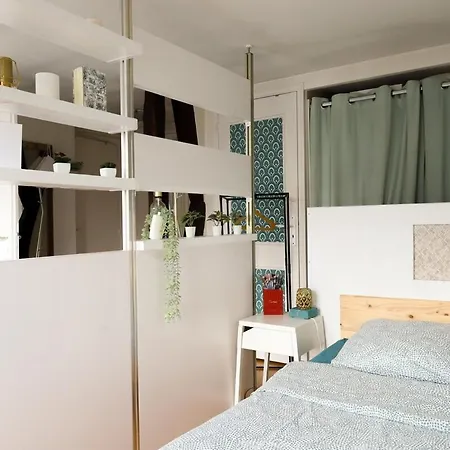 Moderne Et Lumineux Idealement Situe